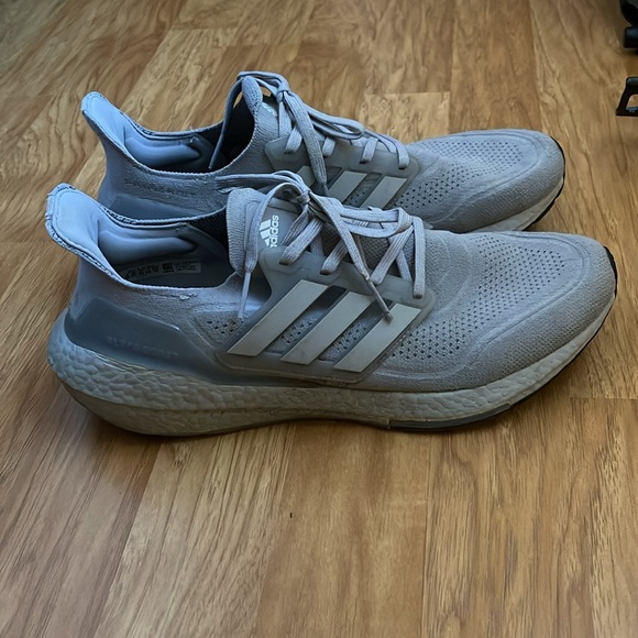 Adidas Primeblue made with parley ocean plastic Men’s Size 13 - Picture 4 of 9